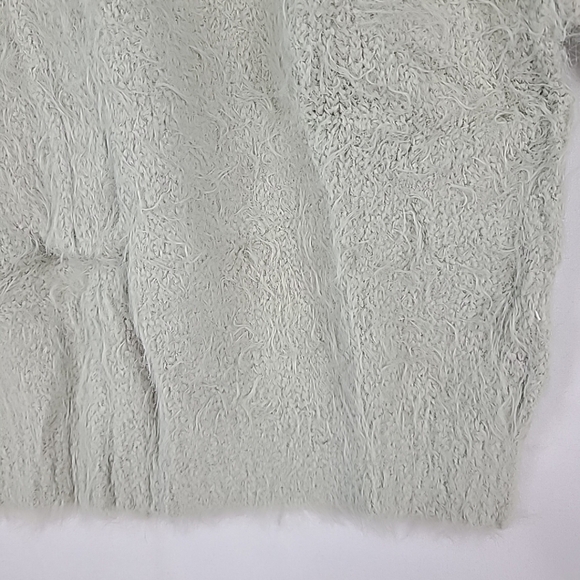 NEW 143 Story by Line Up Fuzzy Wuzzy Pullover Sweater in Frosty Gray Sz XS - Picture 4 of 9